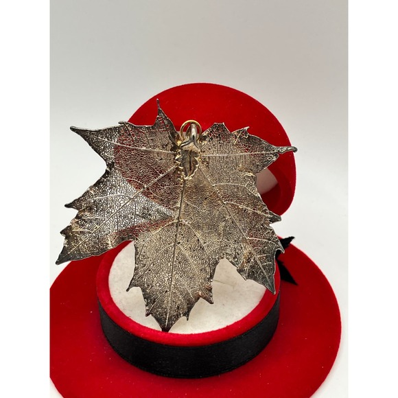 Blattrausch Canadian Maple Antique-Brass 2 5/8 Inch Pendant! - Picture 6 of 10